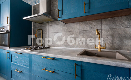 Продажа 1-комн квартиры на вторичном рынке Украинский бульвар,  д. 3