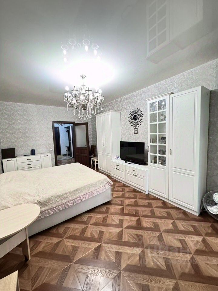 Продажа 1-комн квартиры на вторичном рынке Климовск мкр, улица Советская,  д. 14