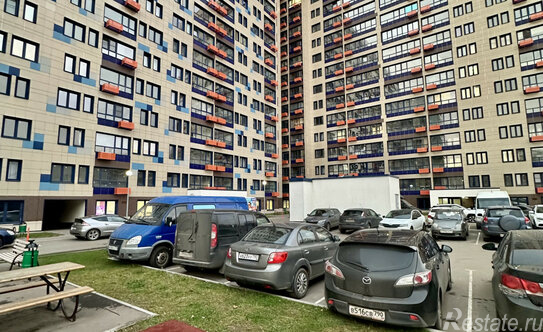 Продажа 1-комн квартиры на вторичном рынке Ивантеевка г, Заводская ул,  д. 9А