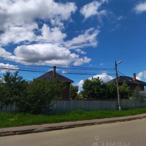 Коттедж/дом Петрово-Дальнее, ул Садовая,  д. 24