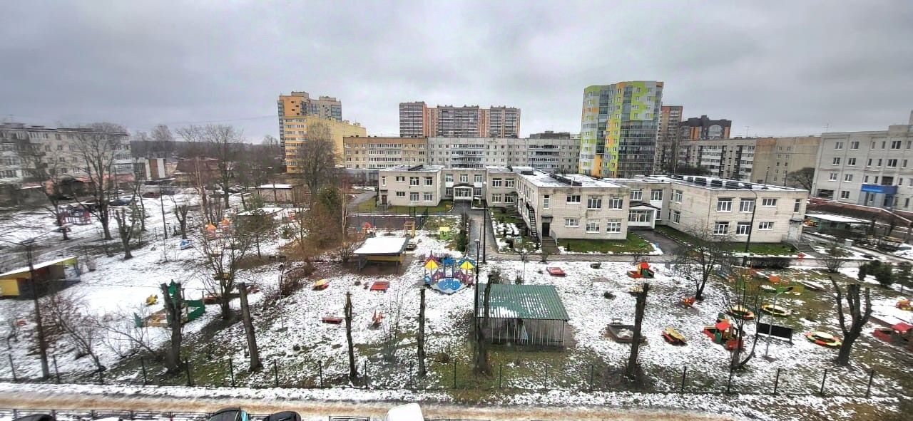 Продажа 2-комн квартиры на вторичном рынке Кировск, Новая улица, 12