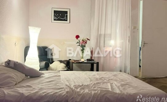 Продажа 1-комн квартиры на вторичном рынке ул Рябиновая,  д. 16