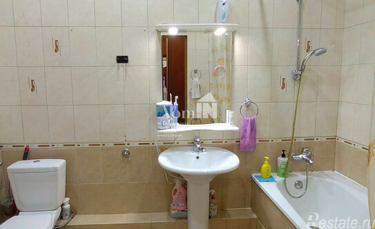 Продажа 1-комн квартиры на вторичном рынке ул Манчестерская,  д. 10,  к. 2