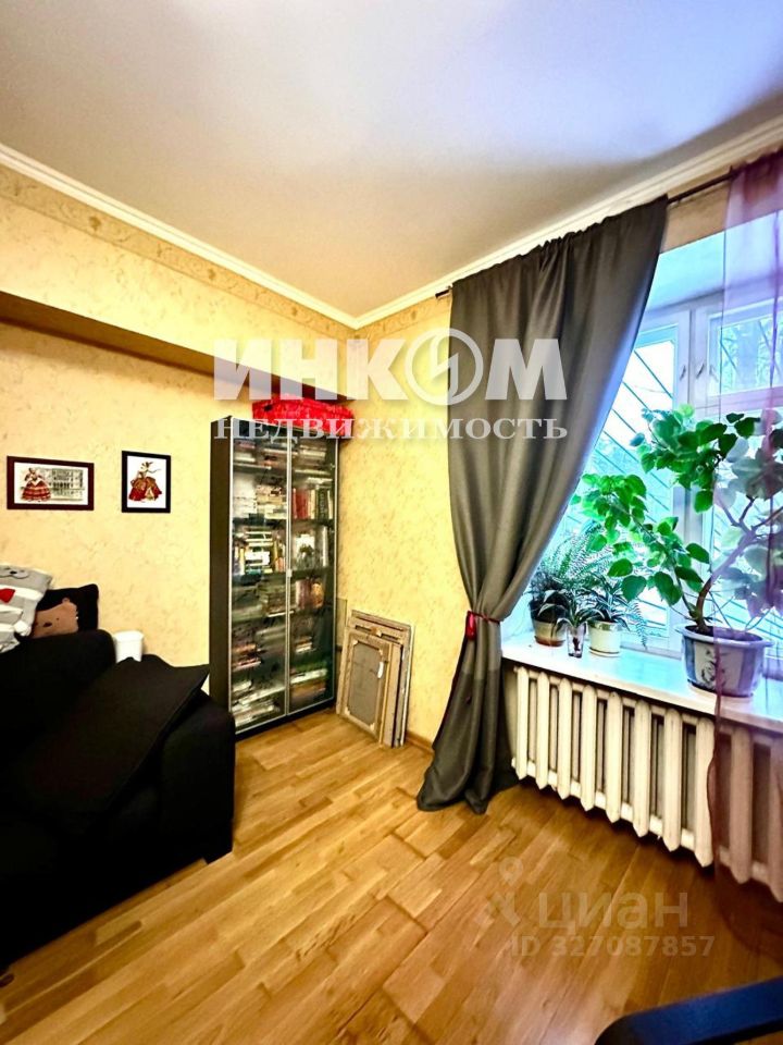Продажа 3-комн квартиры на вторичном рынке Ленинский проспект, 52