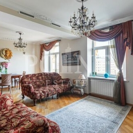 Продажа 4-комн квартиры на вторичном рынке Тверская улица,  д. 19