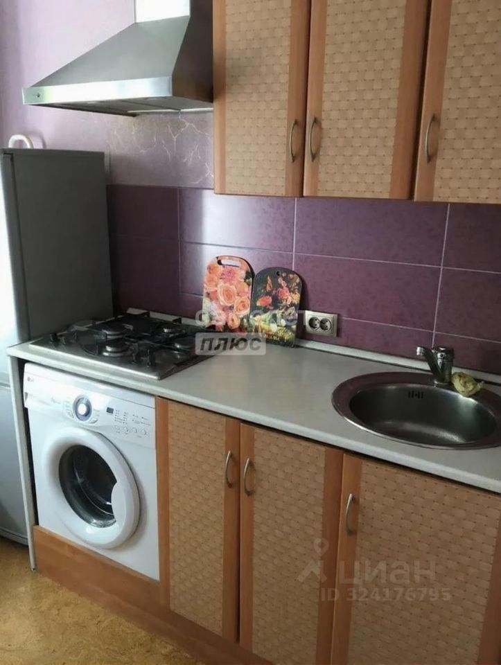 Продажа 1-комн квартиры на вторичном рынке улица Коккинаки, 1