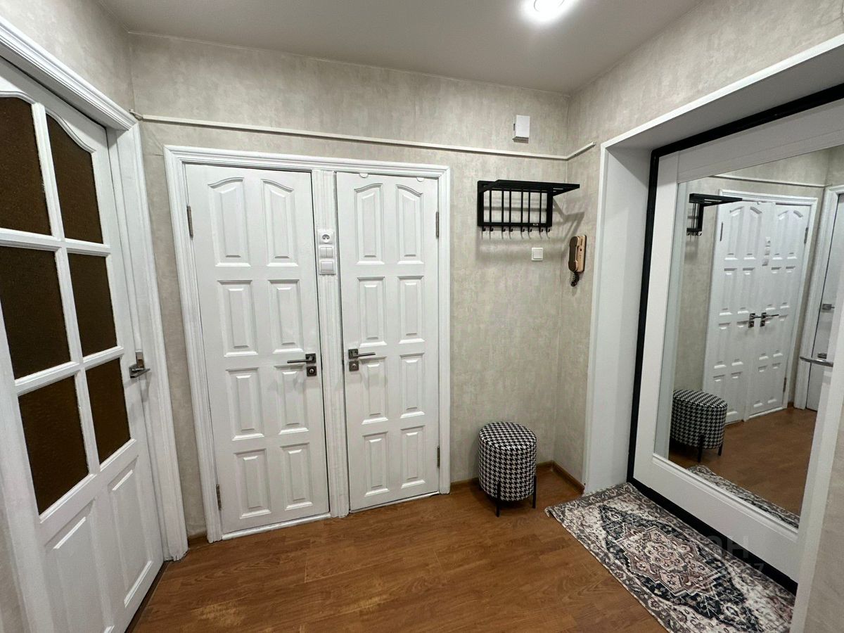 Аренда 2-комн квартиры на вторичном рынке Библиотечная улица, 2