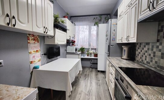 Продажа 4-комн квартиры на вторичном рынке Ленинский пр-кт,  д. 99