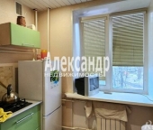 Продать Квартиры вторичка Кириши, ул Мира  18 