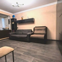Продажа 2-комн квартиры на вторичном рынке Байконурская улица