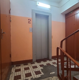 Продажа 3-комн квартиры на вторичном рынке Серпухов, , Пущино, мкр Г,  д. 27