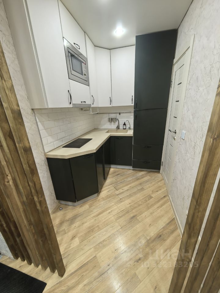 Продажа студии Южный мкр, улица Курыжова, 14