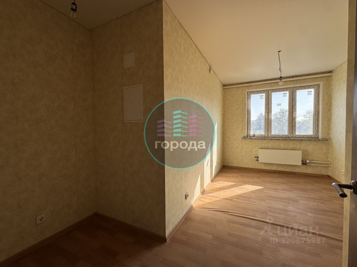 Продажа 3-комн квартиры на вторичном рынке Михнево пгт, улица Советская, 33