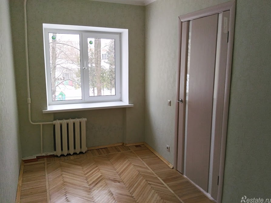Продажа 3-комн квартиры на вторичном рынке Свердловский пгт, Заводская ул,  д. 16