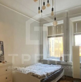 Продажа 3-комн квартиры на вторичном рынке 14-я линия,  д. 21