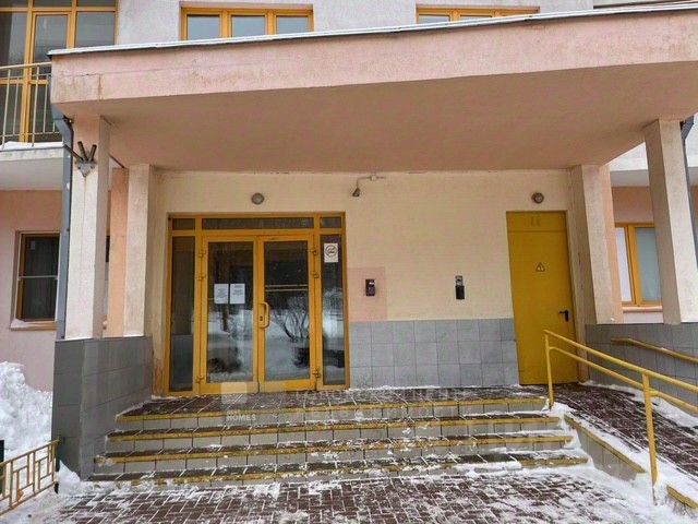 Продажа 2-комн квартиры на вторичном рынке Днепропетровская улица, 25к1