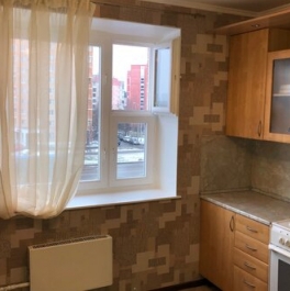 Продажа 1-комн квартиры на вторичном рынке ул Николая Старостина,  д. 11