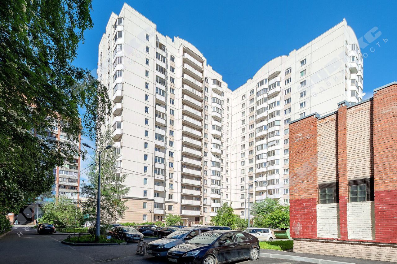 Продажа 1-комн квартиры на вторичном рынке улица Сикейроса, 7к2