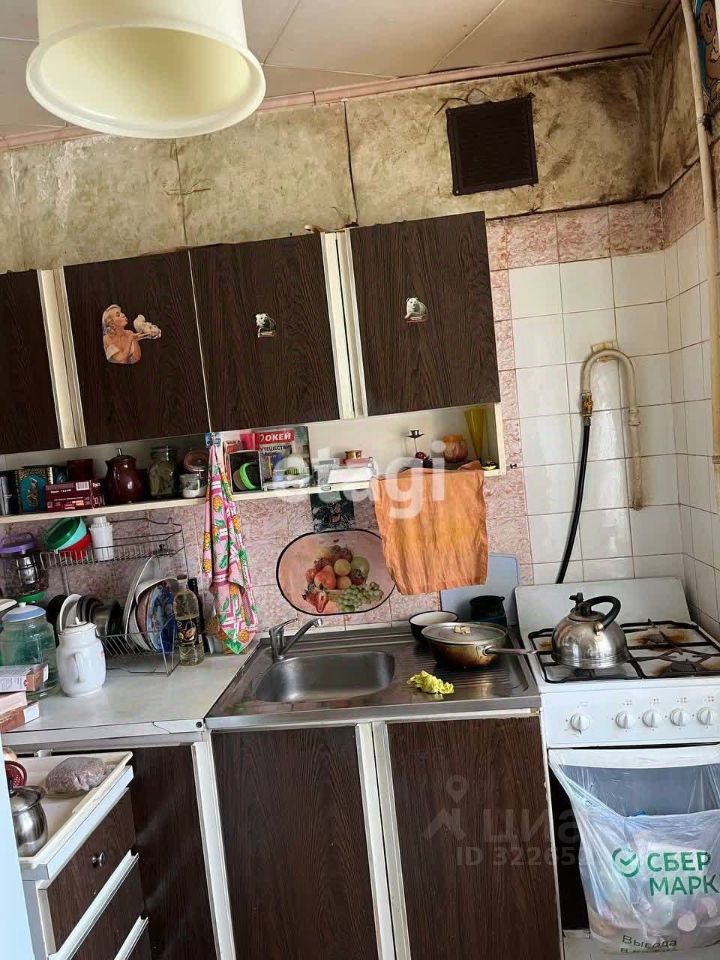 Продажа 2-комн квартиры на вторичном рынке пос. Песочный, Ленинградская улица, 70к3