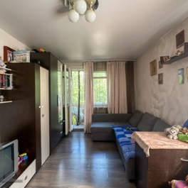 Продажа 1-комн квартиры на вторичном рынке улица Танкиста Хрустицкого,  д. 96