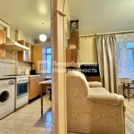 Продажа 1-комн квартиры на вторичном рынке Кузнецовская улица,  д. 10