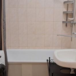 Продажа 1-комн квартиры на вторичном рынке Боброво д, Крымская ул,  д. 9 к1