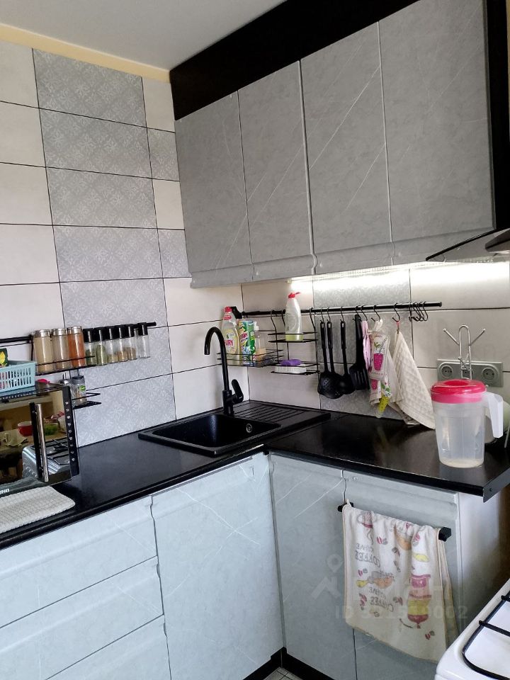 Продажа 1-комн квартиры на вторичном рынке пос. Осельки, 111