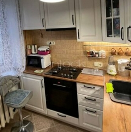 Продажа 2-комн квартиры на вторичном рынке Кастанаевская улица,  д. 8