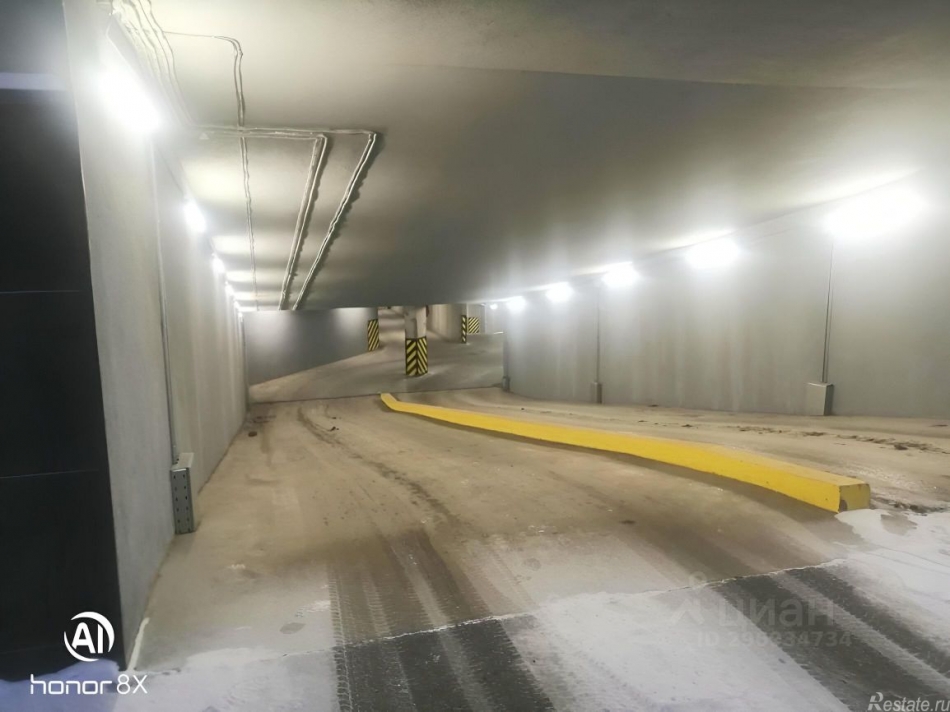 Аренда гаража Арцеуловская аллея,  д. 17