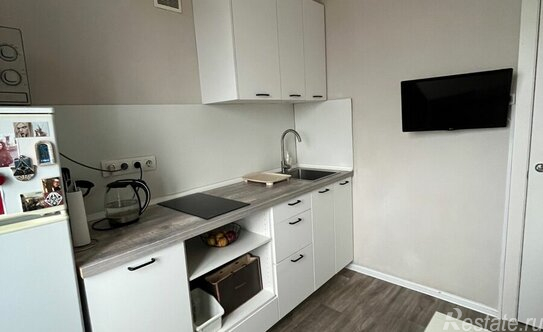 Продажа 1-комн квартиры на вторичном рынке Планерная улица,  д. 67