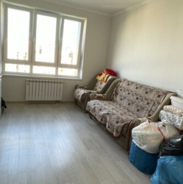 Продажа 2-комн квартиры на вторичном рынке улица Петра Романова,  д. 18