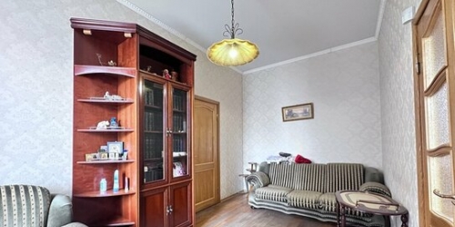 3-комн квартира улица Яблочкова,  д. 2/10