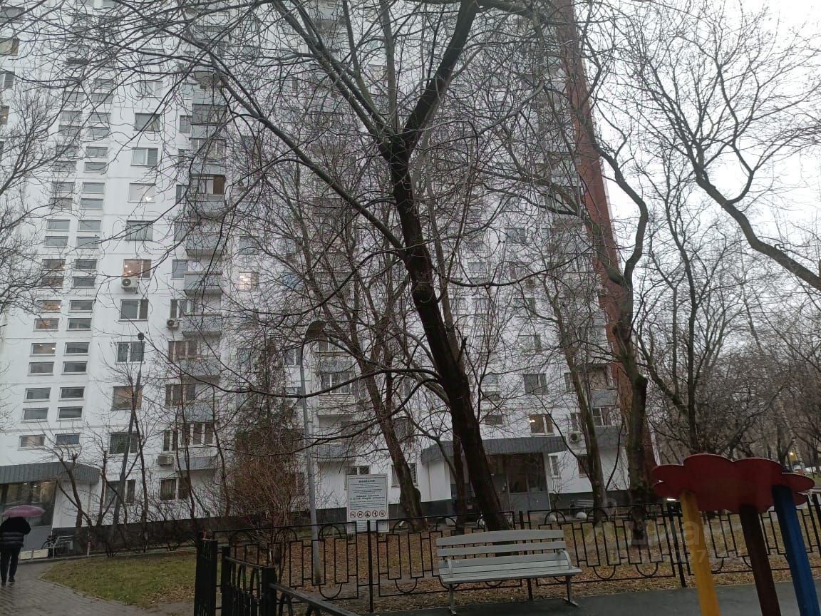 Продажа 3-комн квартиры на вторичном рынке Спасская Б. ул,  д. 31