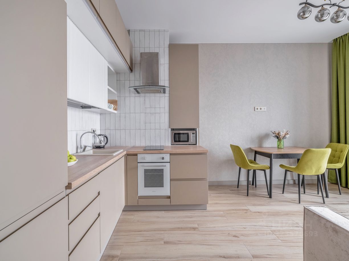 Аренда 2-комн квартиры на вторичном рынке улица Народного Ополчения, 15К3