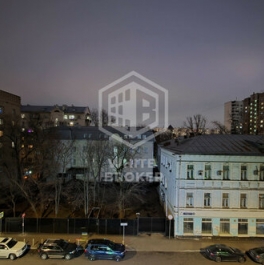 Продажа 2-комн квартиры на вторичном рынке Октябрьская улица,  д. 33