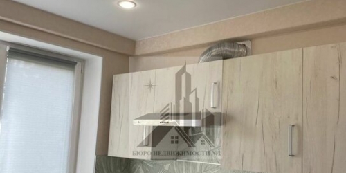 3-комн квартира ул Ленсовета,  д. 60
