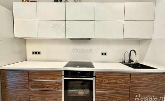 Продажа 2-комн квартиры на вторичном рынке Поведники, Санаторная улица,  д. 7