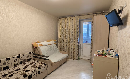 Продажа 3-комн квартиры на вторичном рынке Парковский микрорайон, Северная улица,  д. 10