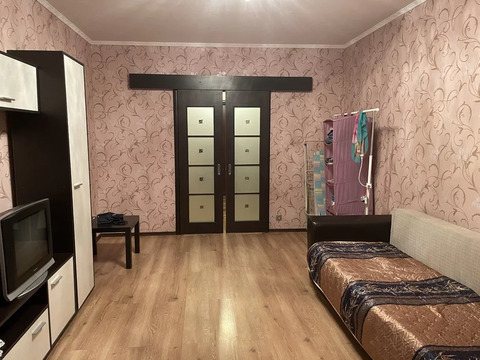 Продажа 2-комн квартиры на вторичном рынке Химки, Планерная,  д. 19