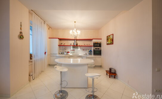 Продажа 4-комн квартиры на вторичном рынке ул Крылатские Холмы,  д. 33,  к. 3