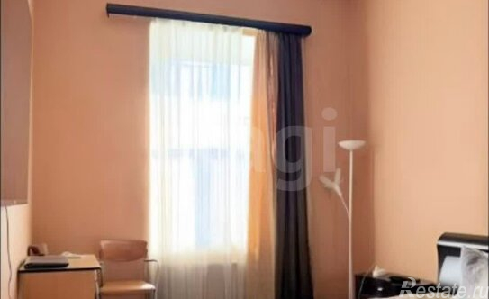 Продажа 3-комн квартиры на вторичном рынке ул Бронницкая,  д. 2/70