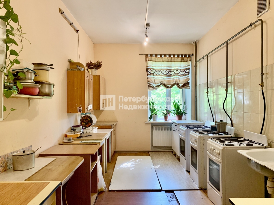 Продажа комнаты г Павловск, г Павловск, ул Детскосельская, д 15 к А