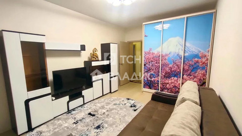 Продажа 2-комн квартиры на вторичном рынке Свердловский, улица Строителей,  д. 3
