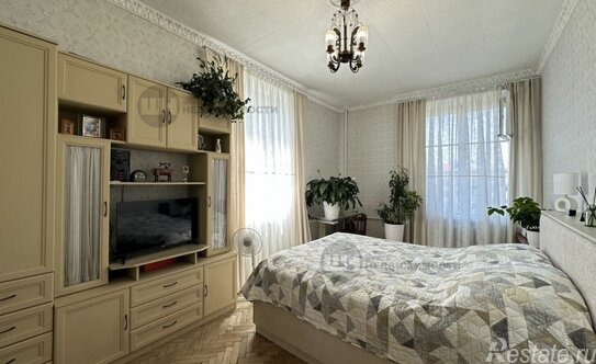 Продажа 2-комн квартиры на вторичном рынке Кронштадтский б-р,  д. 43,  к. 3