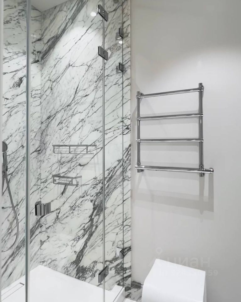 Продажа 3-комн квартиры на вторичном рынке Малая Бронная улица, 15Б