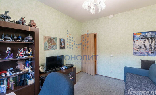 Продажа 2-комн квартиры на вторичном рынке Базовская улица,  д. 15 к2