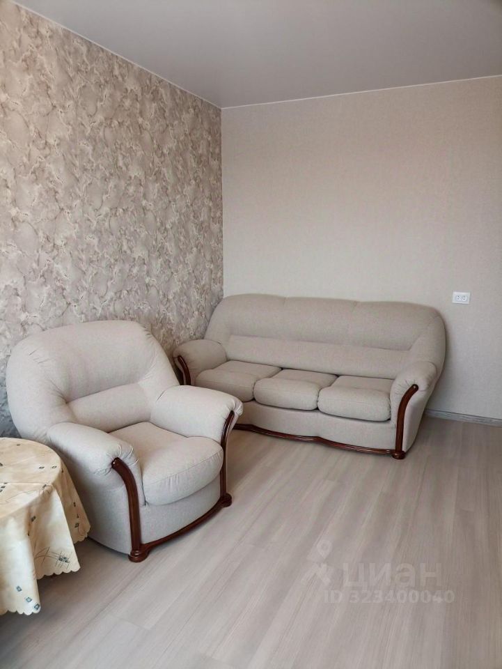 Аренда 2-комн квартиры на вторичном рынке проспект Солидарности, 7К1