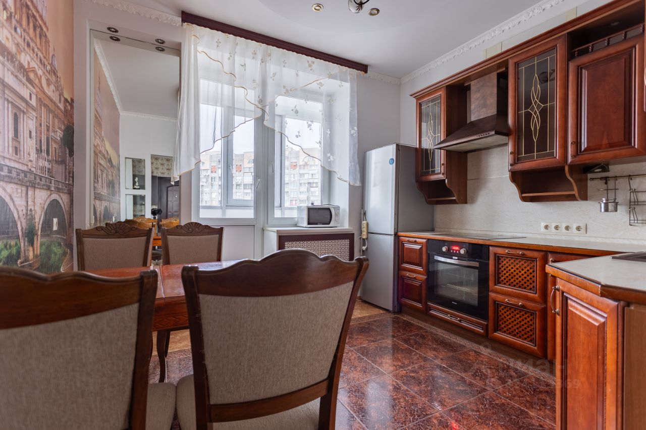 Аренда 2-комн квартиры на вторичном рынке улица Шкиперский проток, 20