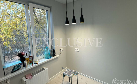 Продажа 3-комн квартиры на вторичном рынке Днепропетровская улица,  д. 27 к1