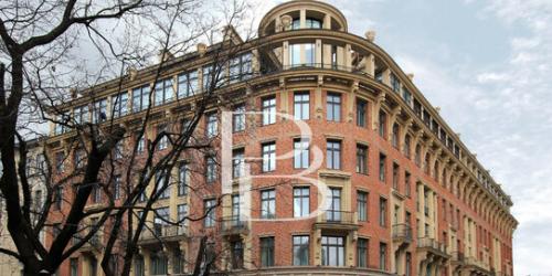 5-комн квартира Левшинский Б. пер,  д. 11